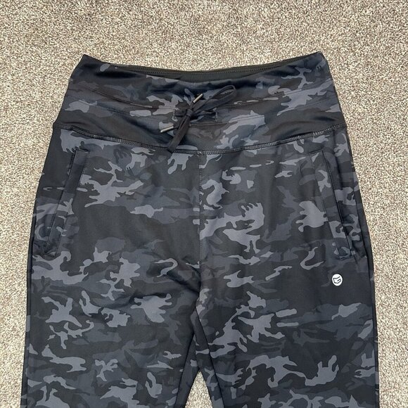 G Gradual Women's Joggers Pants Size S Gray Camo High Waist Zipper Pockets EUC - Picture 7 of 16